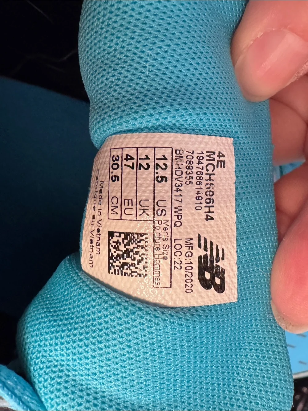New Balance Turquoise Navy Running Shoe Men’s Size 12.5